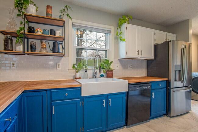 Foto del edificio - 147 Quail Ridge Dr