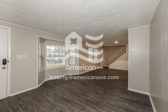 Foto del edificio - 808 Irving Park Blvd