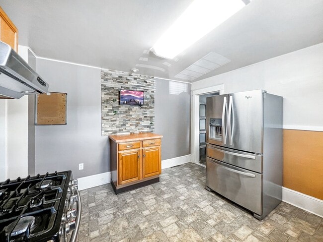 Foto del edificio - Cozy 3BR/1BA - Pet Friendly Up To 2 Pets Under 35#