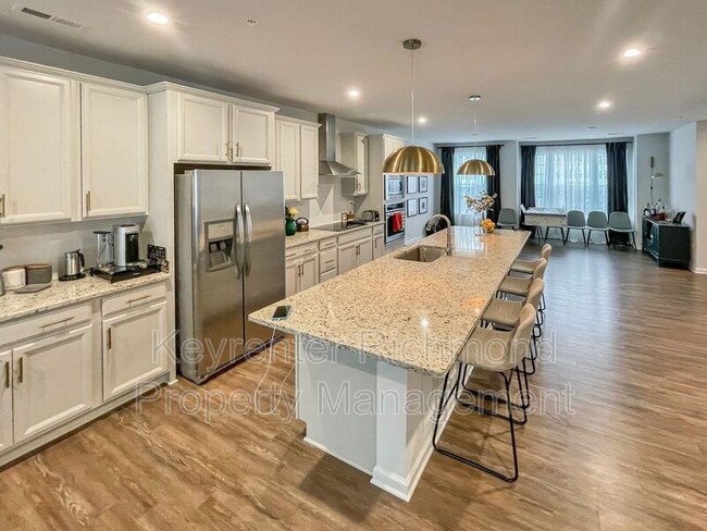 Foto del edificio - 8113 Wistar Creek Mews