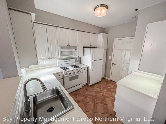 Building Photo - 2 br, 2 bath House - 1860 Stratford Park P...