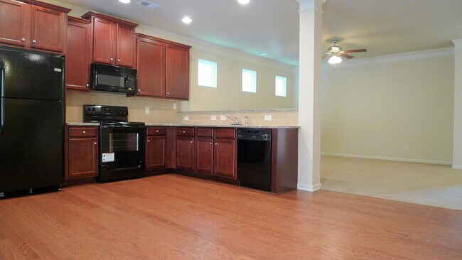 Foto del edificio - 1840 Homeside Dr