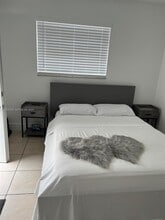 Building Photo - 120 NW 10th Ave