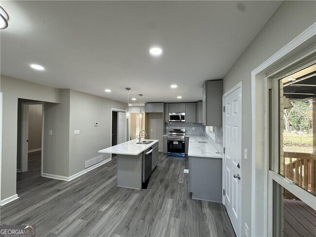 Foto del edificio - 3489 Creighton Rd SW