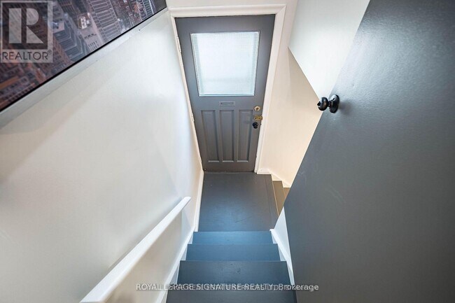 Photo du bâtiment - BSMT - 6 TWELFTH STREET