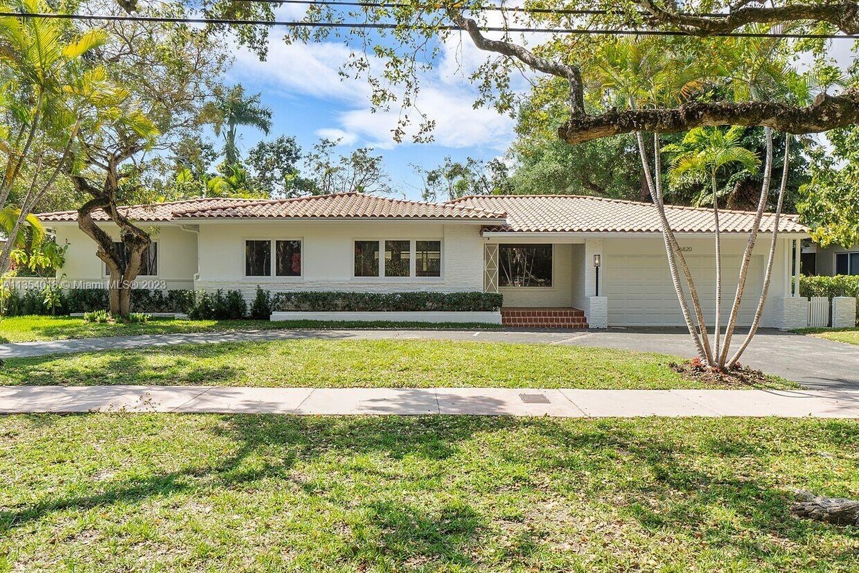 6820 Granada Blvd, Coral Gables, FL 33146 House Rental in Coral