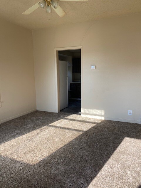 Foto del edificio - 925 N Wheeler St