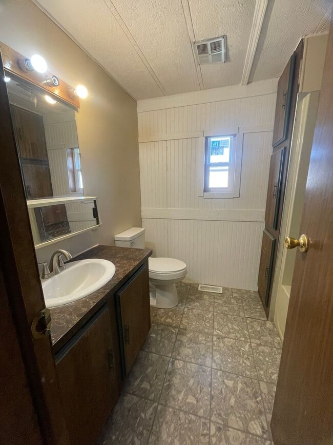 Building Photo - 309 Dominic Dr
