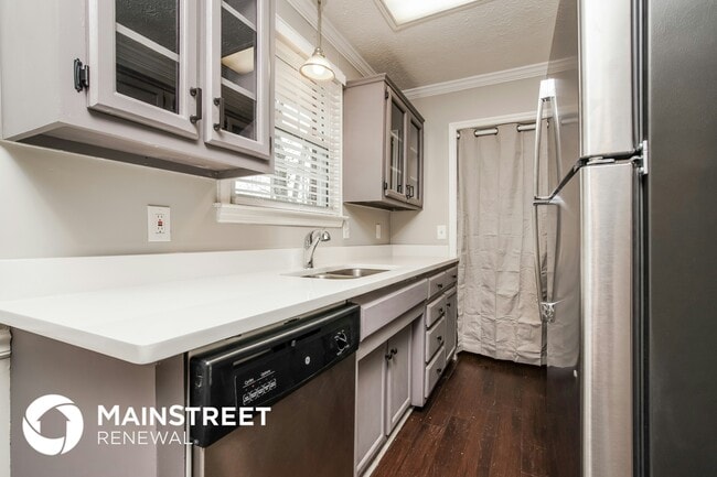 Building Photo - 254 Township Dr