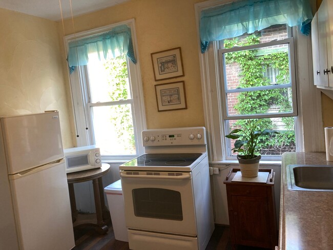 Photo - 2160 Wylie Ave Apartment