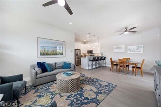 Building Photo - 1395 Curlew Ave
