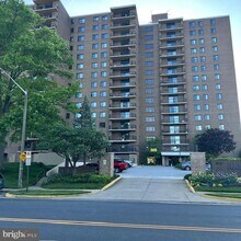 Building Photo - 200 N Pickett St
