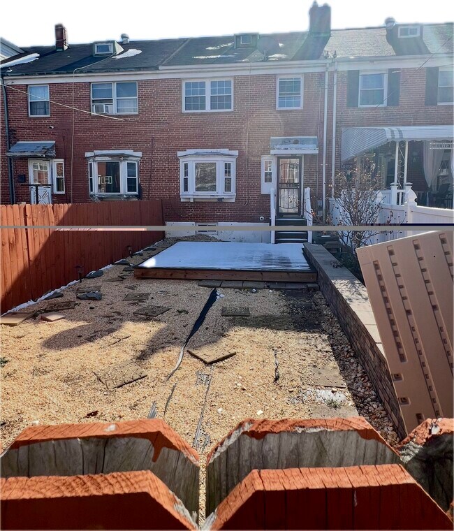 Building Photo - 1708 Hartsdale Rd