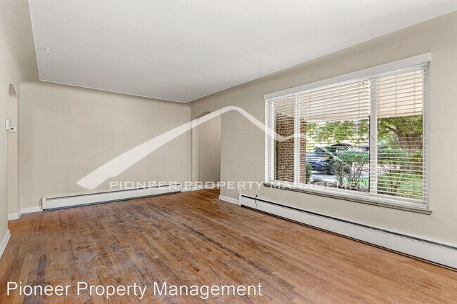 Building Photo - 3 br, 1 bath House - 3505 Newland St.