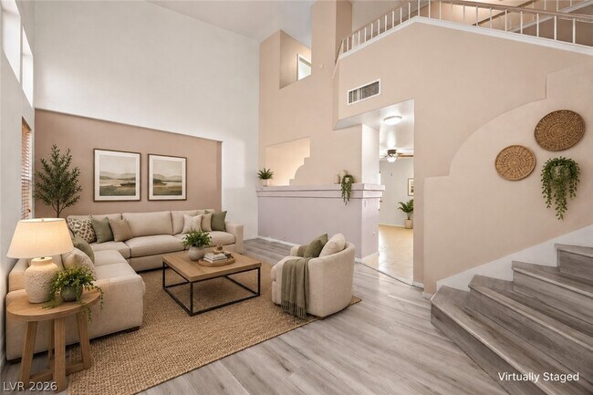 Building Photo - 1717 Klamath Falls Way