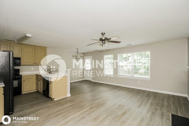 Foto del edificio - 468 Thistle Cove, Atlanta, GA 30349