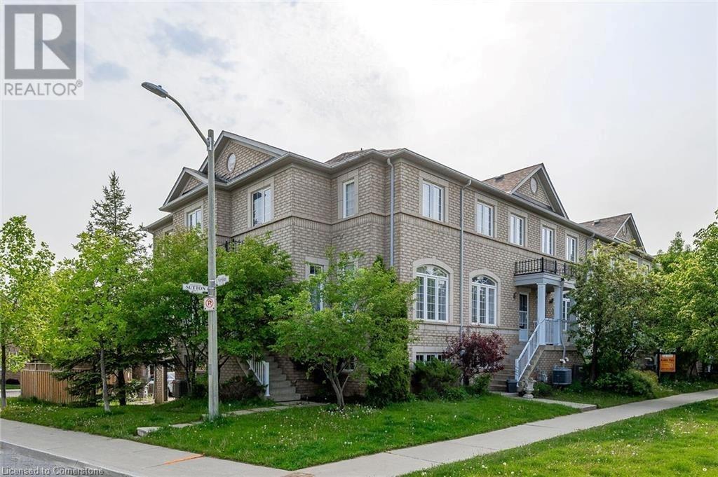 Photo principale - 2367 Sutton Dr