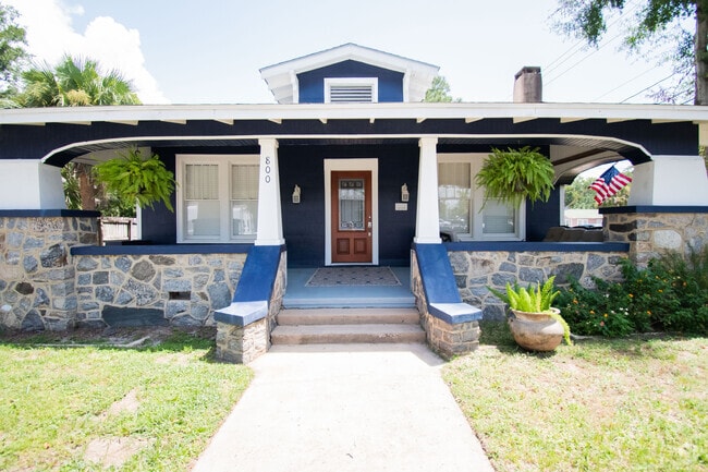 Building Photo - 800 N 17th Ave