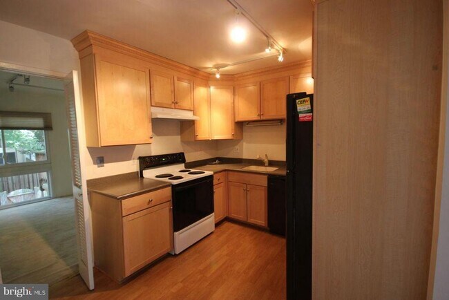 Building Photo - 3007 Spice Ct