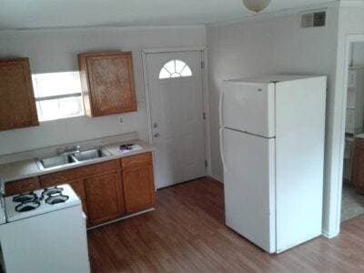 Foto del edificio - 3322 13th St NW