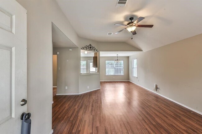 Foto del edificio - 6615 Wellington Meadows Dr