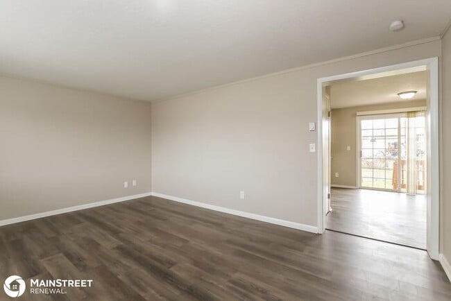 Foto del edificio - 2284 S 450 W, CLEARFIELD, UT 84015
