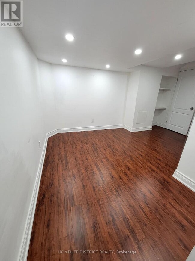 Building Photo - 1 Netherway Crescent