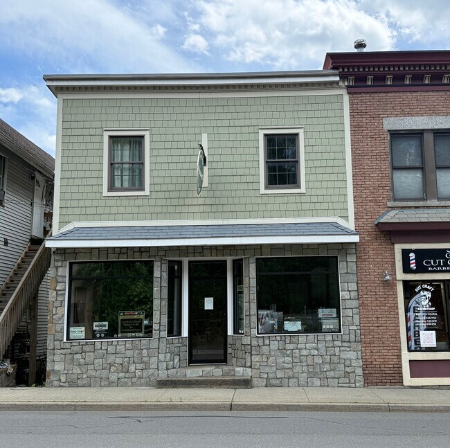 Building Photo - 5 Wayne Ave