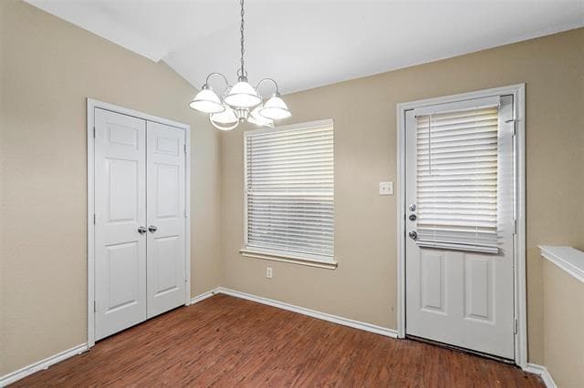 Foto del edificio - 2811 Briarbrook Dr