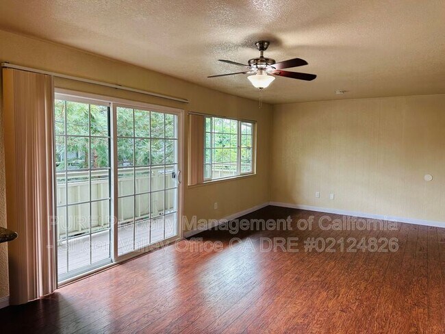Foto del edificio - 4658 W Campbell Ave
