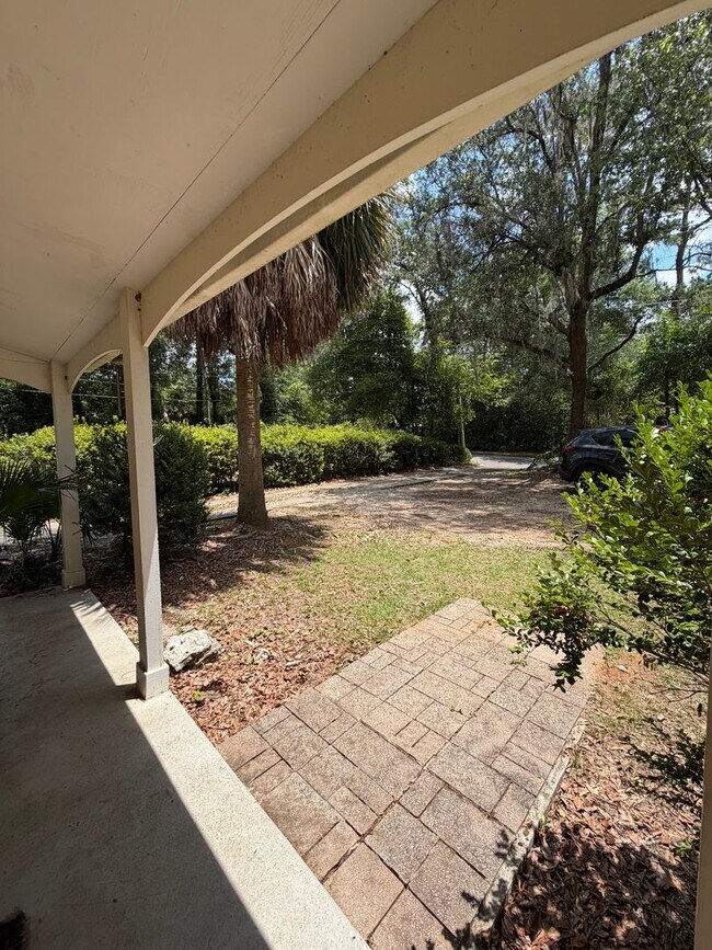 Foto del edificio - 3/1 Located in the Heart of Tallahassee Florida. Available NOW