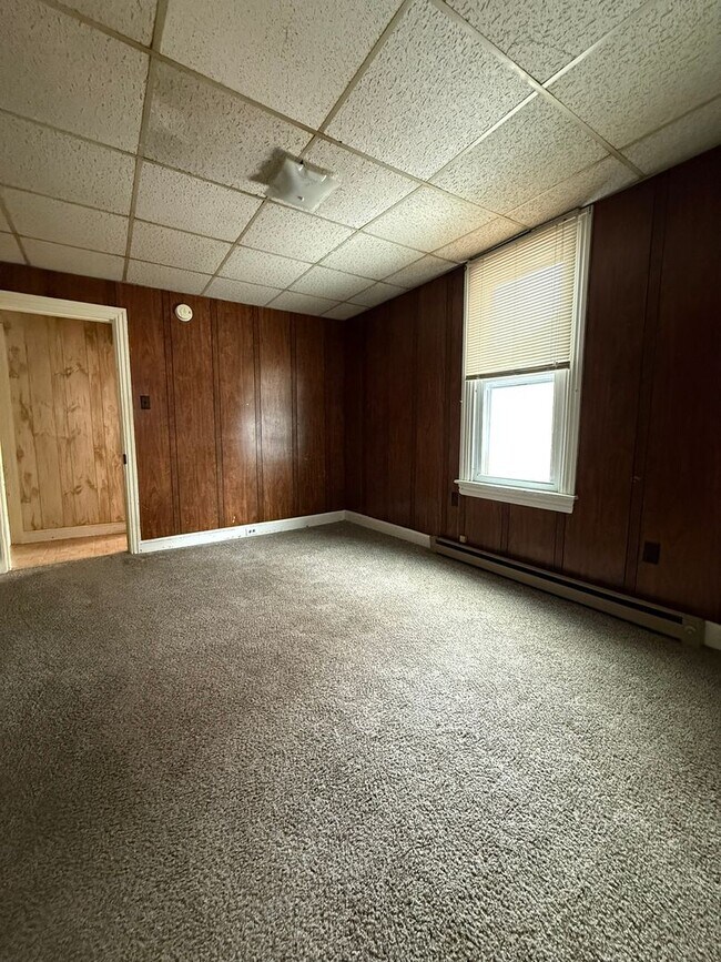 Foto del edificio - 344 E Park St