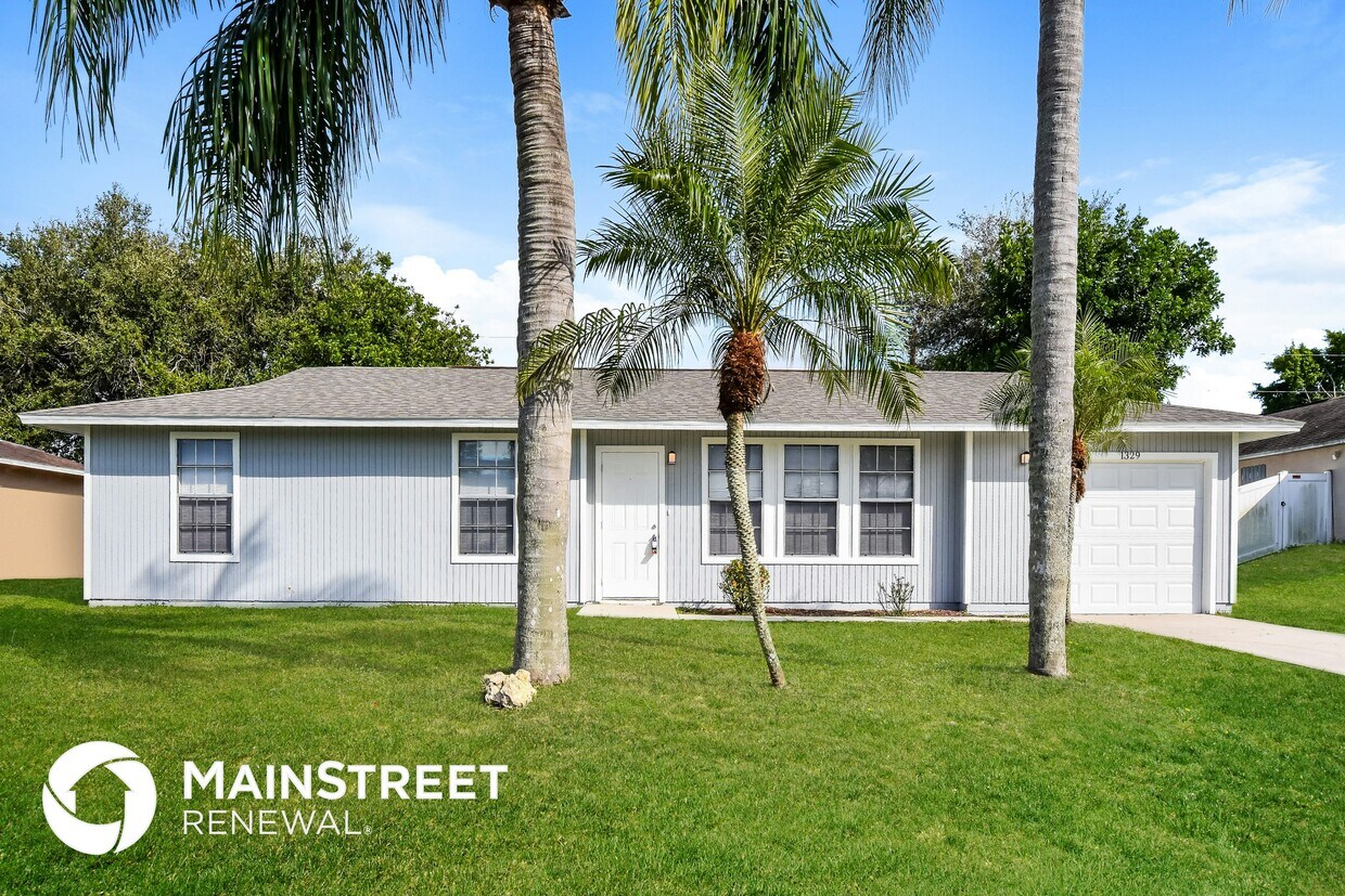 Foto principal - 1329 NE 13th Ave