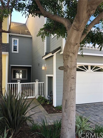 Building Photo - 6011 Loynes Dr