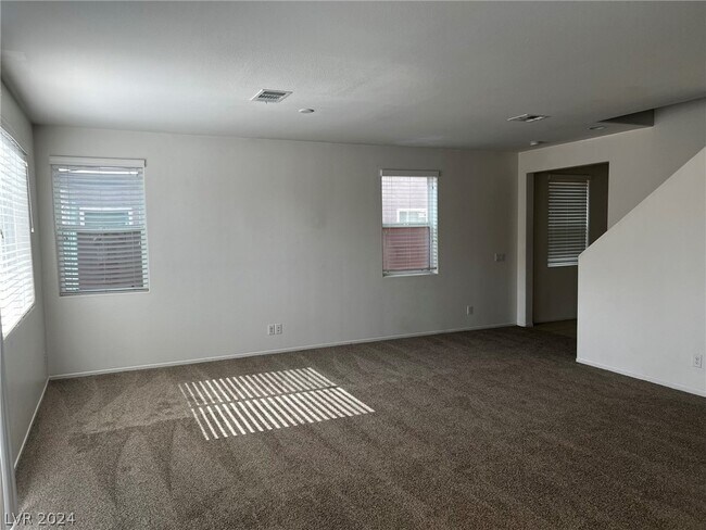 Building Photo - 5369 Panaca Spring St