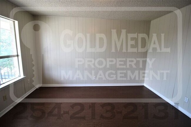Building Photo - 810 Pecan Circle, Unit C, Killeen