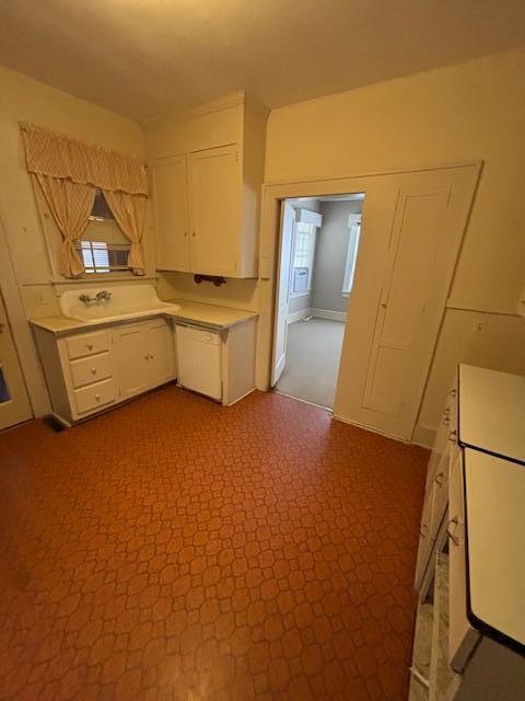 Building Photo - 12 Warren Ct