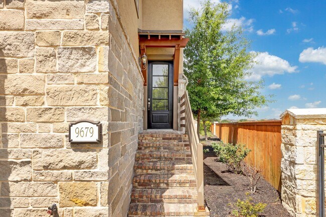 Foto del edificio - 9679 Towne Lake Pky