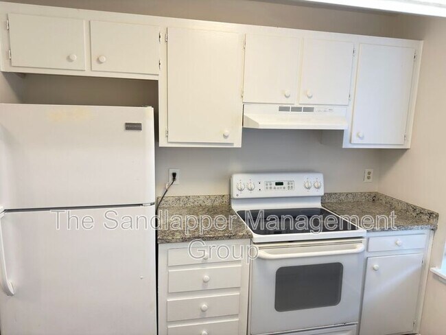 Foto del edificio - 186 Dorchester Manor Blvd