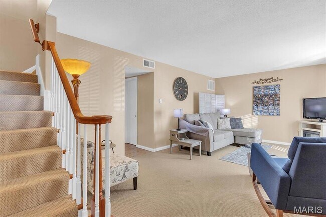 Foto del edificio - 1656 Herault Pl