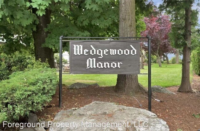 Foto del edificio - 2 br, 1.5 bath House - 3425 S 176th St  Un...