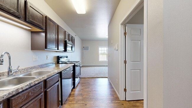 Building Photo - Falcon & Mallard Heights