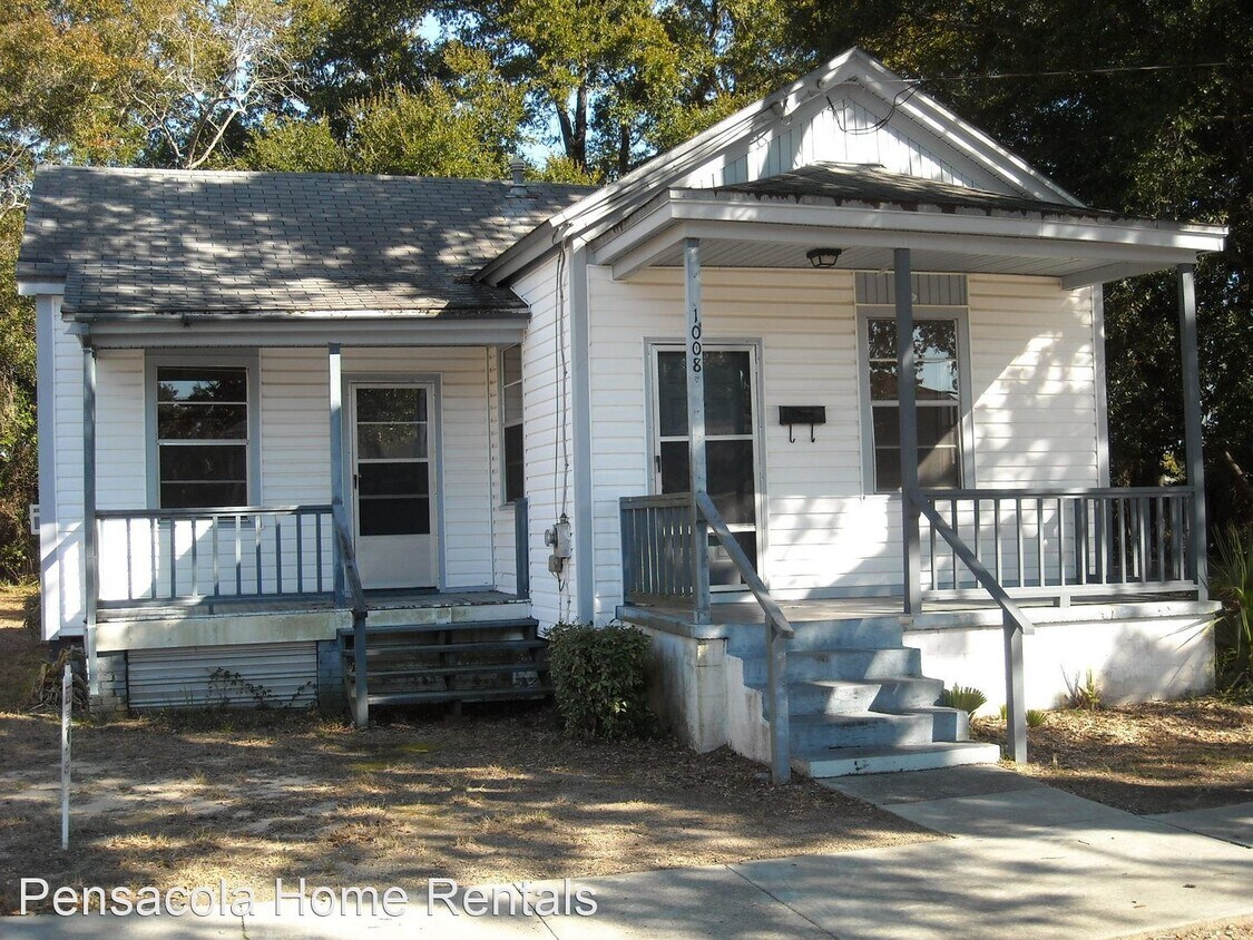 Primary Photo - 2 br, 1 bath House - 1008 N. 6th Ave.