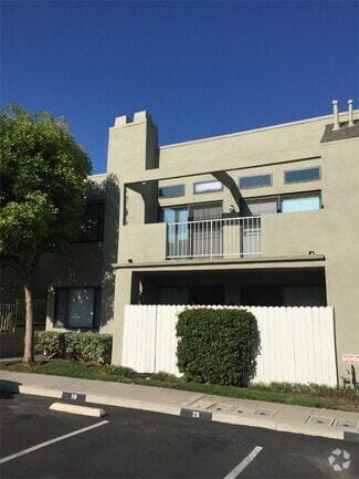 Building Photo - 17641 Sergio Cir