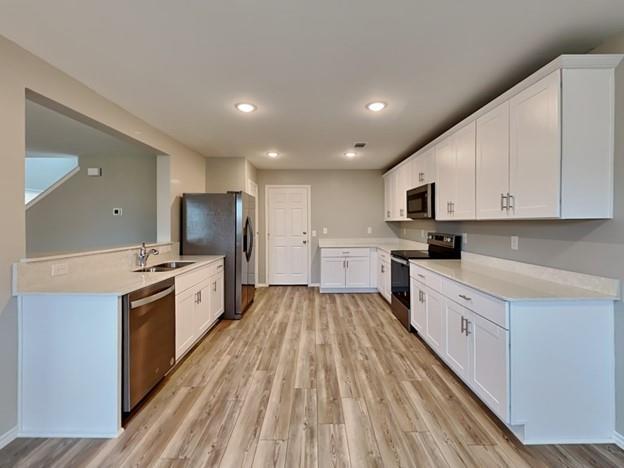 Building Photo - 2018 Pleasant Knl