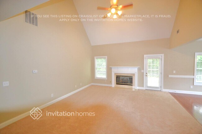 Building Photo - 337 Grandiflora Dr