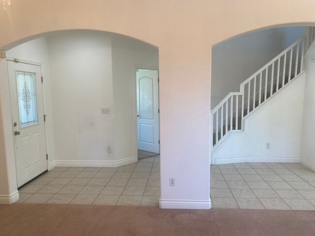 Building Photo - 2237 W Wall Ct