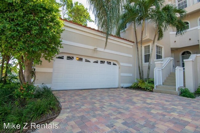 Building Photo - 1590 Clermont Dr