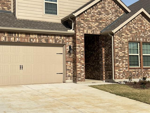 Foto del edificio - 10517 Breezeway Dr