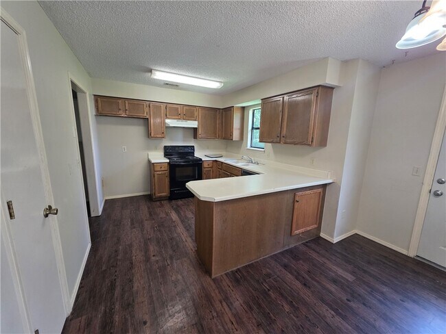 Foto del edificio - 2703 W Beech St